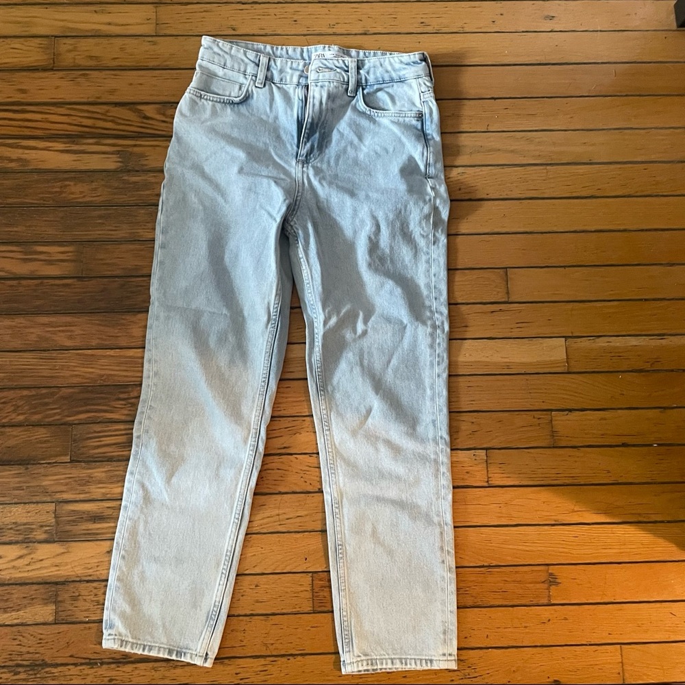 Zara light wash straight leg jeans